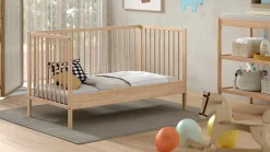 Babyledikant Dino 70x140 met verzorgingstafel