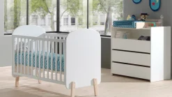 Babyledikant Kiddy met commode en opzet