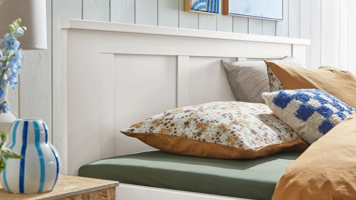 Bed Chateau