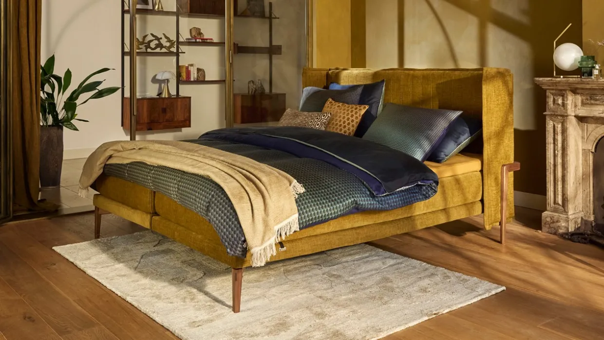 Bed Element Vivid met gestoffeerde matrassen en Cool Motion topper