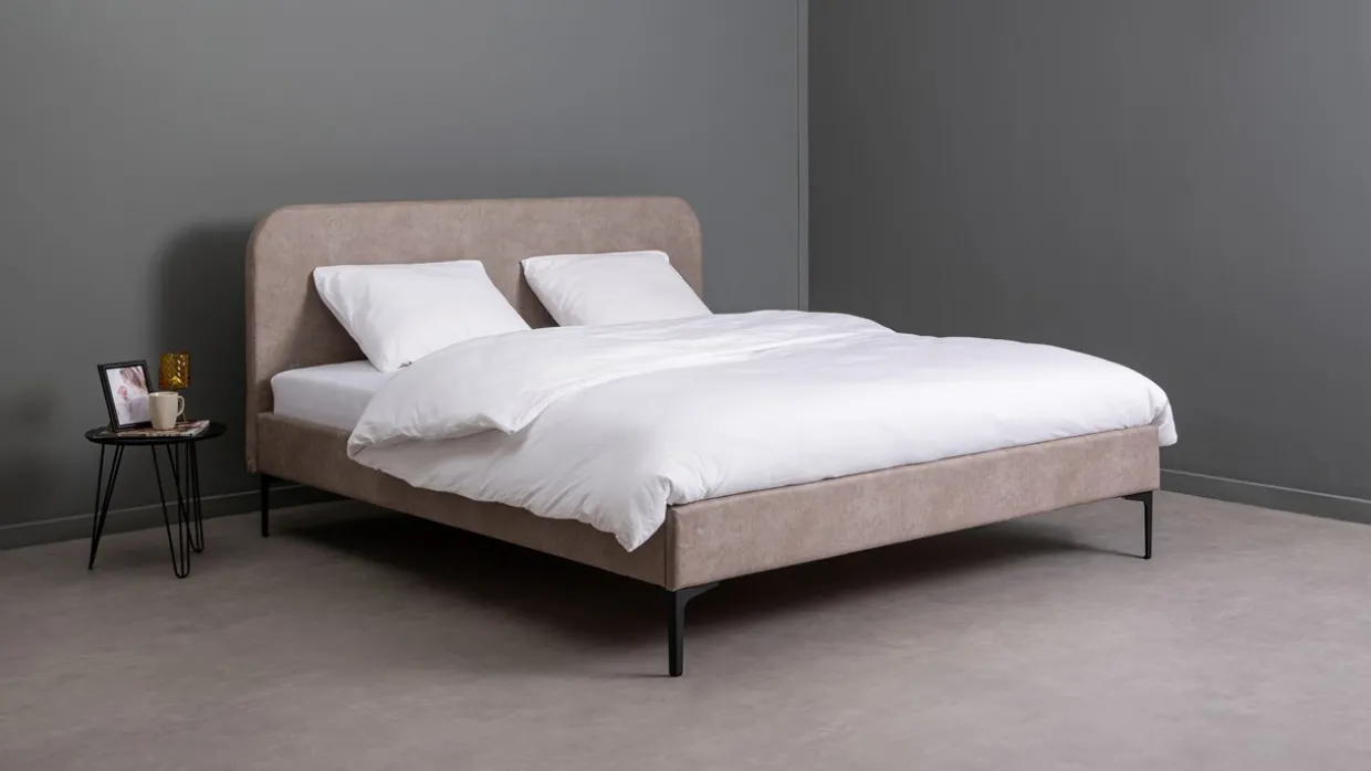 Bed Noor