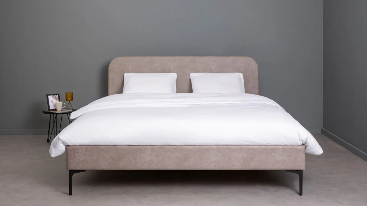 Bed Noor