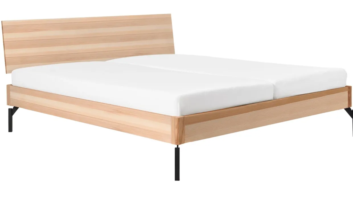 Bed Sky met hoofdbord hout en poten metaal