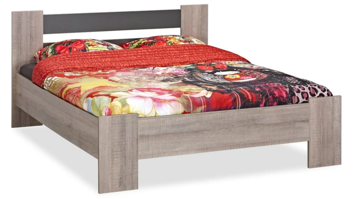 Bed Young